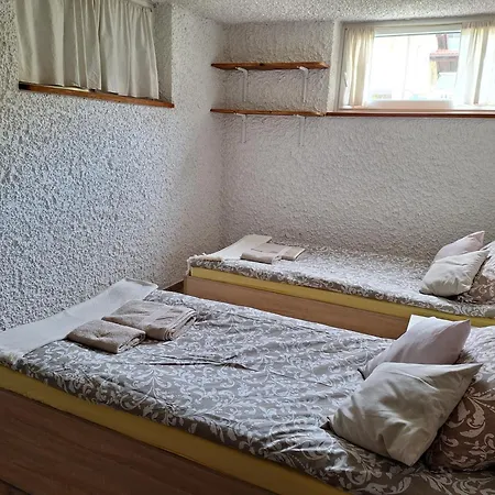 Hisa Odprtih Vrat Apartment