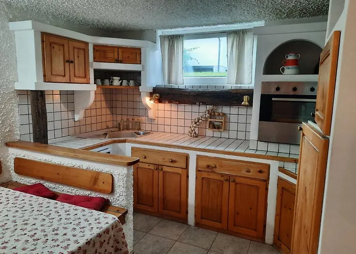 Hisa Odprtih Vrat Tolmin