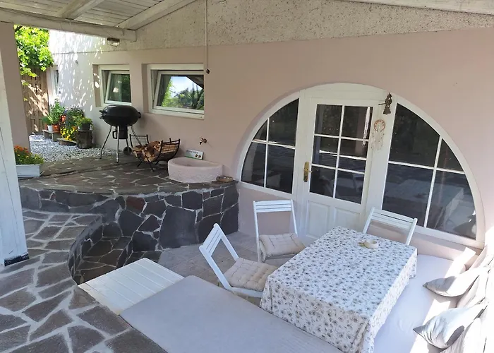 公寓 Hisa Odprtih Vrat 托尔明